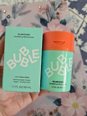 Bubble Slam Dunk Hydrating Moisturizer